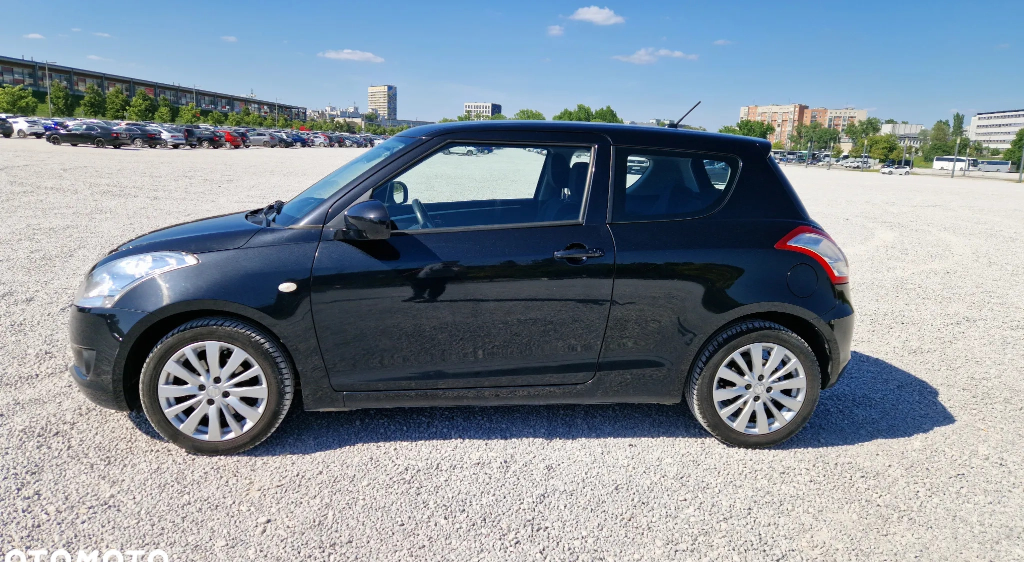 Suzuki Swift cena 21900 przebieg: 122300, rok produkcji 2011 z Warszawa małe 631